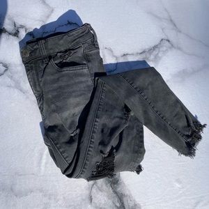 American Eagle Black Distressed Super Stretch High Rise Jeggings Size 2